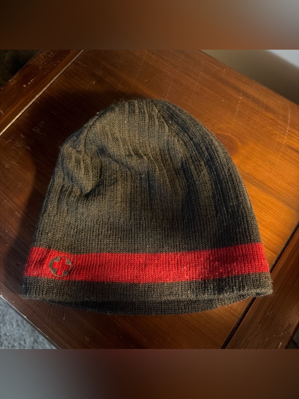 Gray Knit Beanie with Red Stripe - Unbranded
